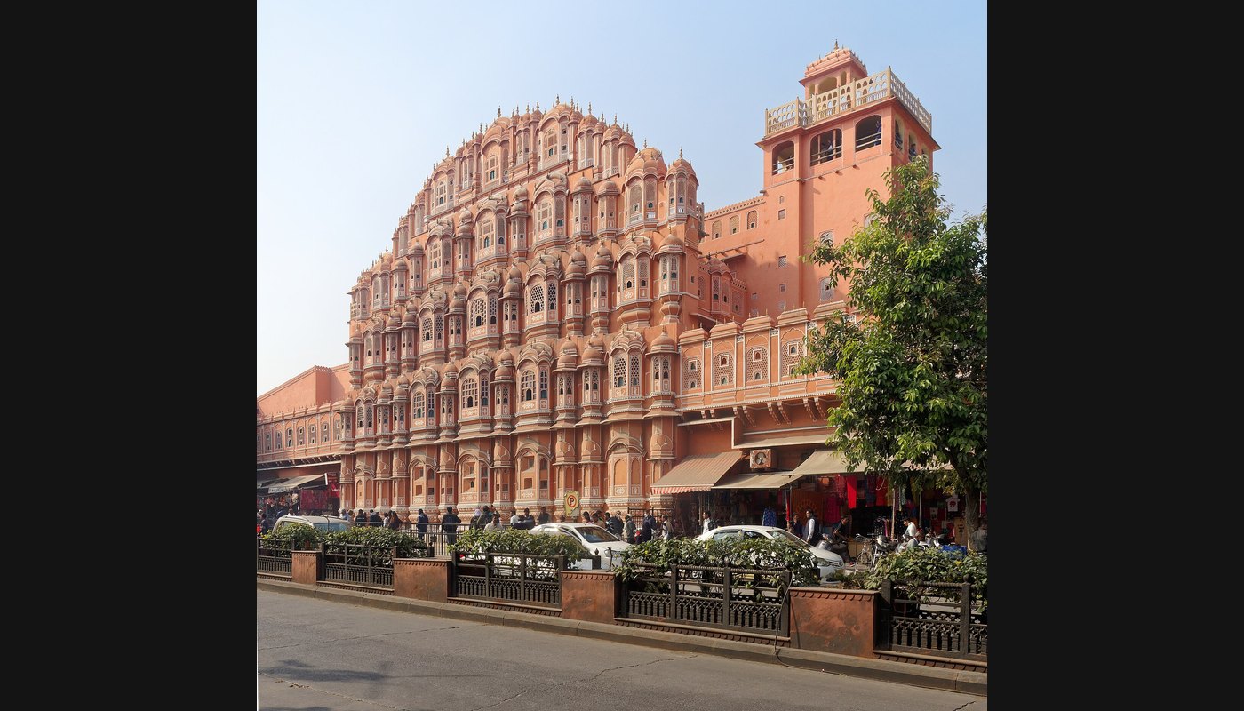 Jaipur Pink City Guide: Palaces, Bazaars and Royal Heritage
