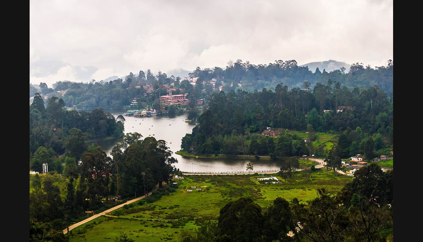 Kodaikanal Guide: Star-Shaped Lake, Pillar Rocks and Pine Forests